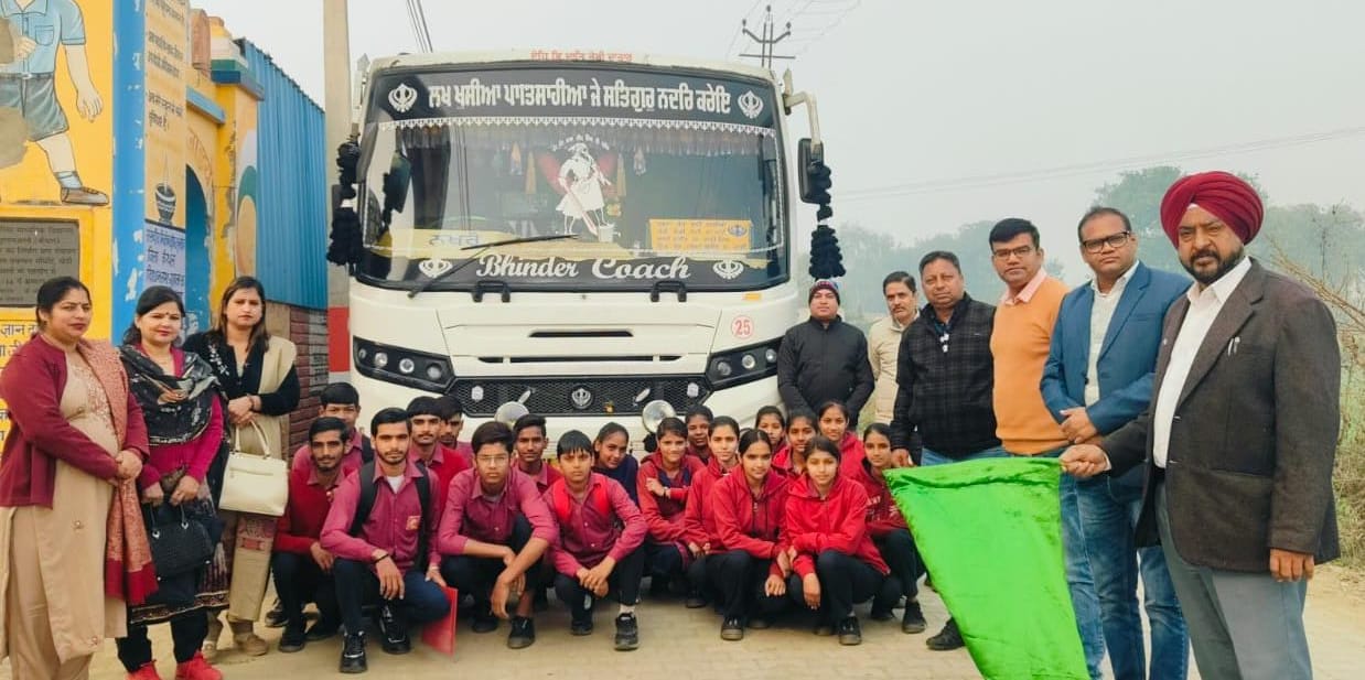 Flagged off students to National Dairy Research Institute, Karnal for educational tour